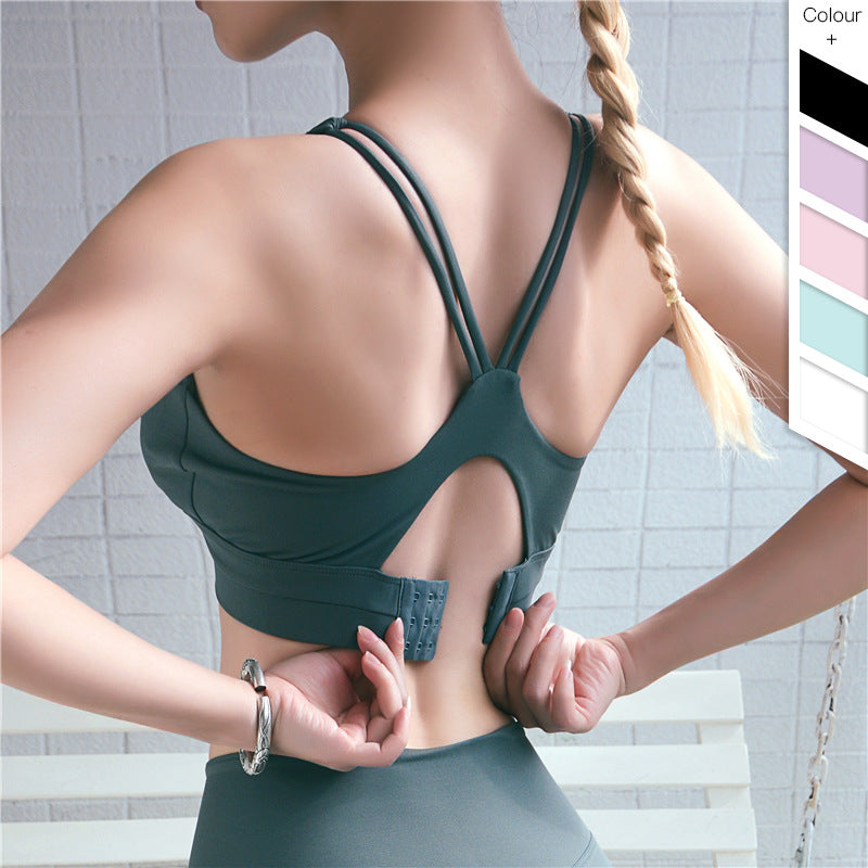 Sports bra adjustable back design